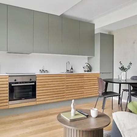 Little Luxury Apartment *